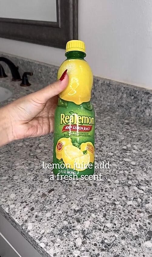 Adding lemon juice to a steamer