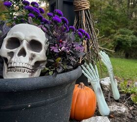 halloween mailbox decor