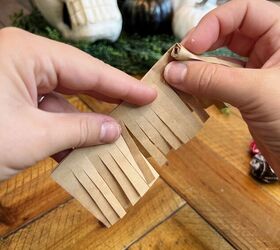 chupachups de escoba un divertido y lindo diy treat para halloween