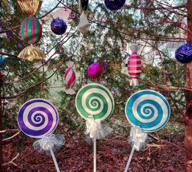 3 Ways To Craft DIY Lollipop Decorations For A Candyland Christmas ...