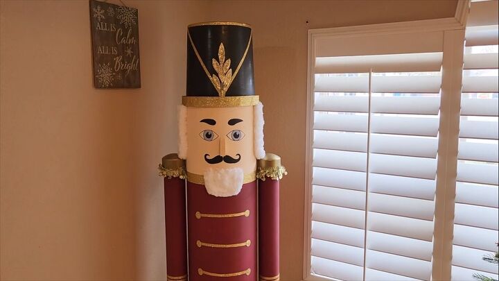 Top of the DIY giant nutcracker