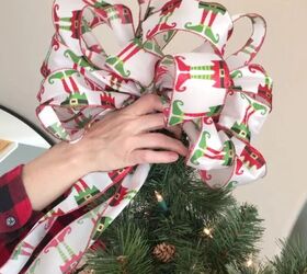 DIY Christmas bow tree topper