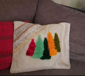 Yarn Christmas tree cushion cover