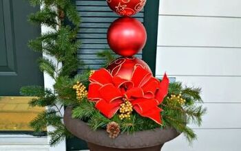 6 Festive DIY Christmas Topiary Ideas For Your Front Porch