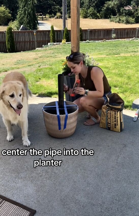 diy umbrella stand, Pouring in the concrete