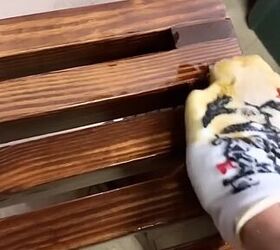 diy wood slat bench, Applying sealing finish to the wood