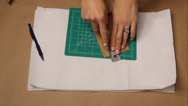 Cutting cardboard into strips