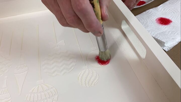 diy christmas tray, Applying paint to the stencil