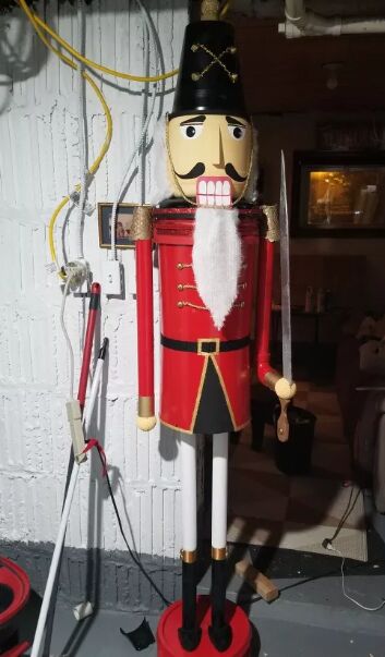 How to make a nutcracker out of buckets