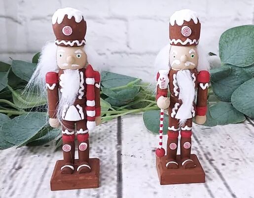 How to paint a gingerbread nutcracker