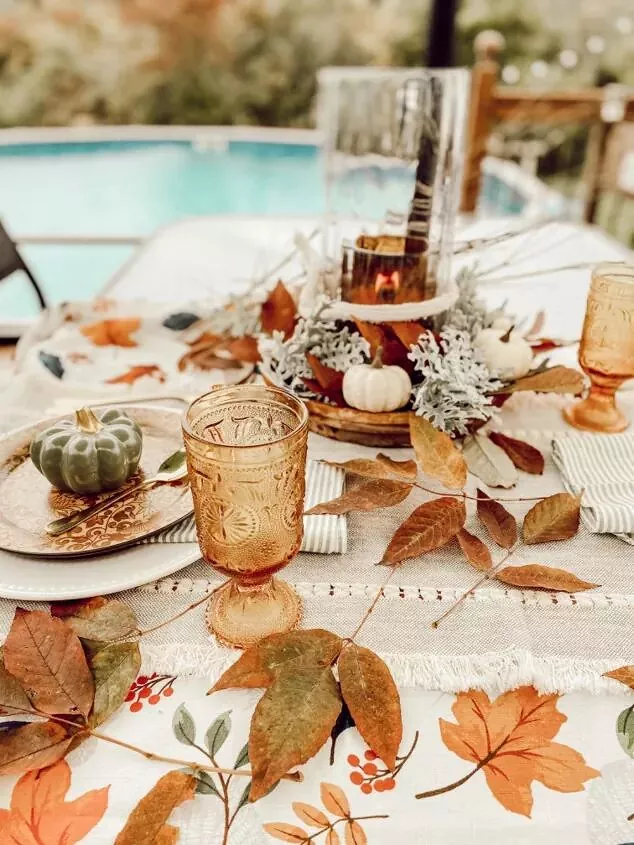 Outdoor Thanksgiving candle centerpiece