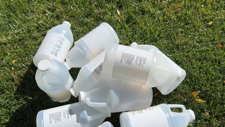 Upcycle plastic bottles for these Thanksgiving games