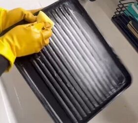 how to clean a white sink, Cleaning the sink dish mat