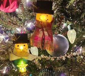 Light-up snowman ornaments