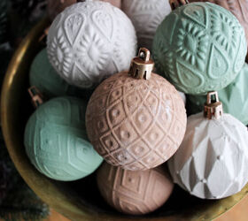 How to Upcycle Christmas Ornaments With Baking Soda Paint