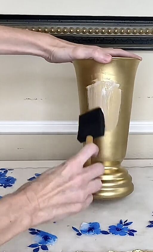 decoupage a vase, Applying Mod Podge with a foam brush