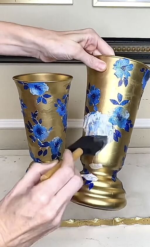 decoupage a vase, Sealing the designs with Mod Podge