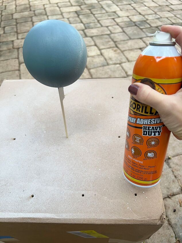 how to make matte ornaments, Applying spray adhesive