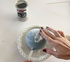 how to make matte ornaments, Applying powder to the ornaments