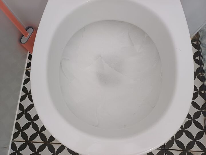 How to remove toilet rings