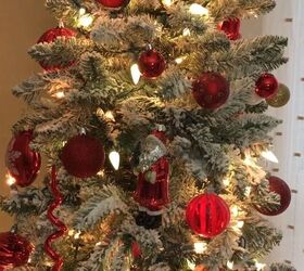 how to keep a flocked tree from shedding, DIY flocked Christmas tree