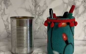 DIY Christmas Lights Can Holder - Upcycle a Can