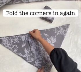 fold pillowcase, Folding the bottom corner