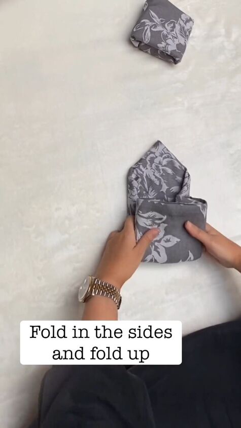 fold pillowcase, Folding the bottom half upwards