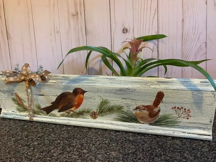 Baseboard molding centerpiece