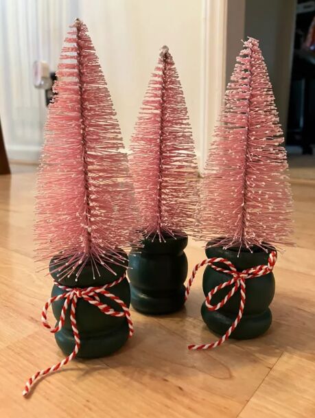 Bottlebrush trees in spindles