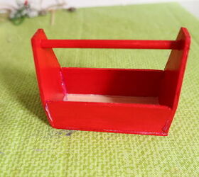 cmo hacer un adorno navideo en miniatura de una caja de herramientas de madera