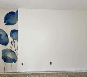 cmo colgar un mural de papel pintado gua paso a paso, Dos murales de papel pintado instalados en una pared