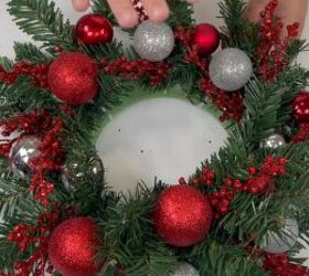 Christmas wreath centerpiece idea