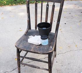 cmo convertir una vieja silla de madera en una bonita decoracin de jardn, C mo limpiar una silla de madera antes de pintarla Gathered In The Kitchen