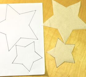 cmo coser sencillos adornos de tela en forma de estrella tutorial, patr n de estrella y 2 estrellas recortadas