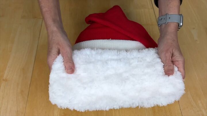 Creating a Santa decoration