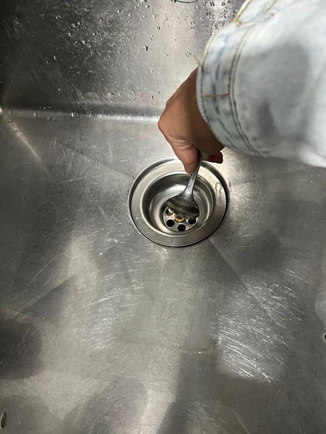 DIY sink strainer cleaning method step by step