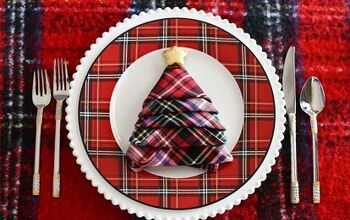 Dress Up Your Holiday Table With a Festive Christmas Tree Napkin Fold