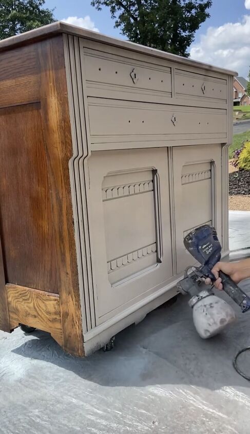 dresser to sideboard, Painting the dresser