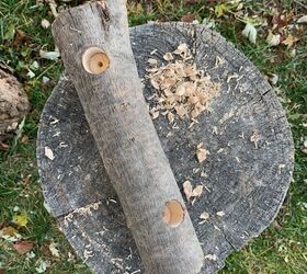 cmo hacer un comedero de pjaros de tronco de sebo, Comedero de tronco con agujeros grandes taladrados