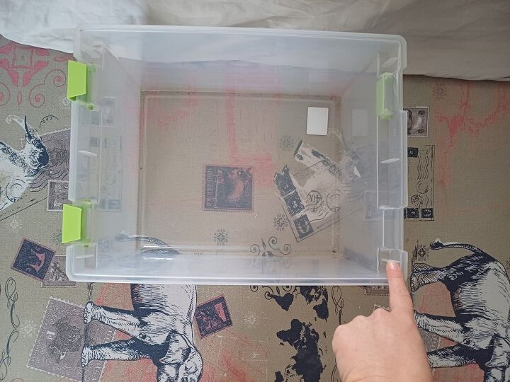 creative storage idea, Plastic bin missing a clip and lid