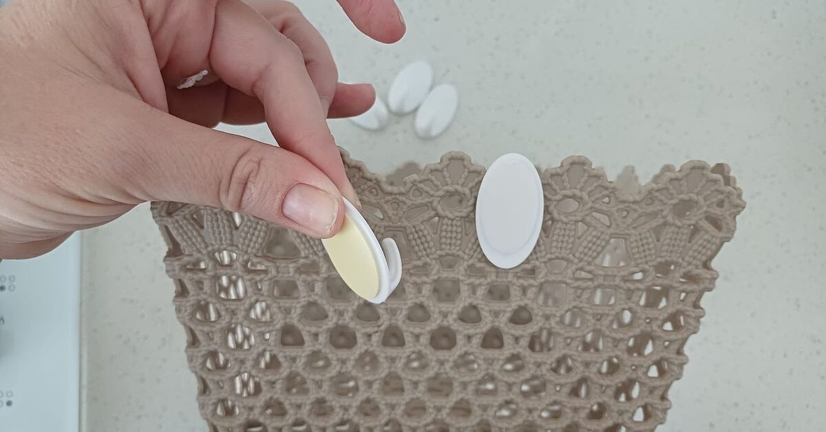 How To Use Command Hooks Discover Genius Kitchen Hacks Now Hometalk how-to-use-command-hooks-discover-genius-kitchen-hacks-now-hometalk