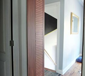 paneles de pared de madera de listones para una puerta