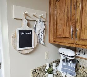 EASY SHAKER PEG RACK DIY