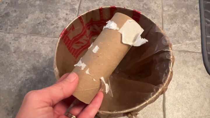 Creative Christmas crafts with toilet paper rolls