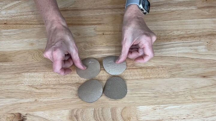 Four cardboard circles