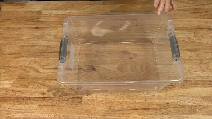 Storage container without a lid