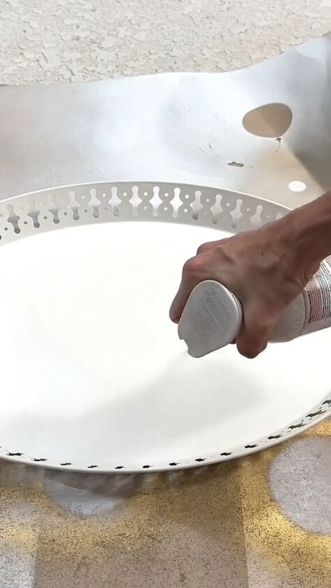 Painting the tray