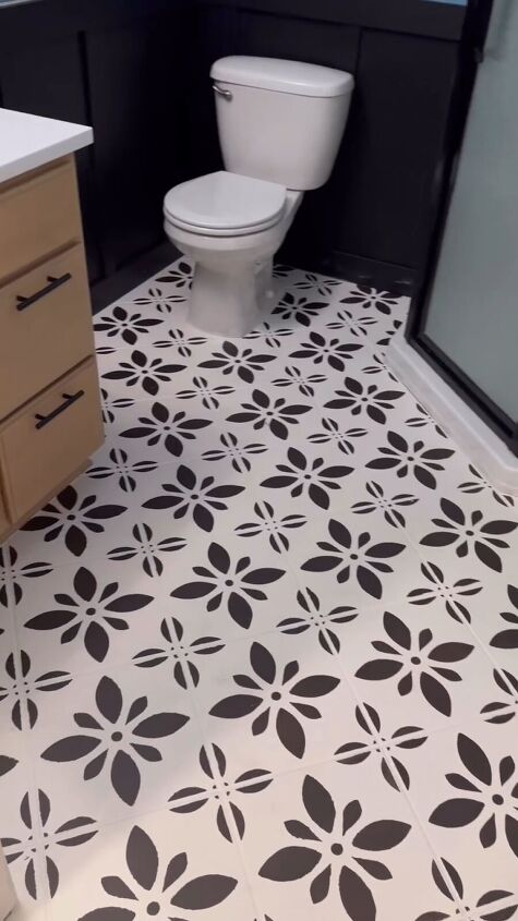floor tile paint, Applying a top coat