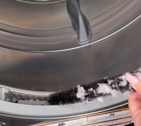 how to clean a dryer, Cleaning the dryer vent